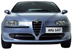 Alpha Romeo 147 еще более эффектно покоряет дизайном в реальной жизни