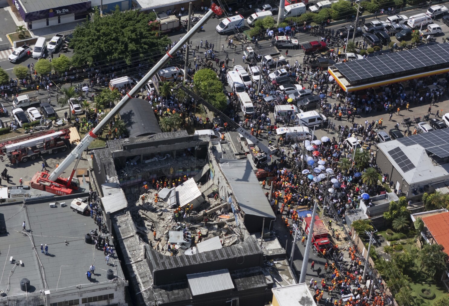 Dominican Republic Club Roof Collapse: Dozens Dead - News Directory 3
