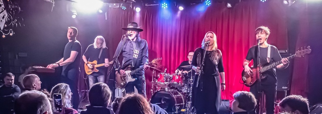 СЕРГЕЙ ВОРОНОВ И THE CROSSROADZ