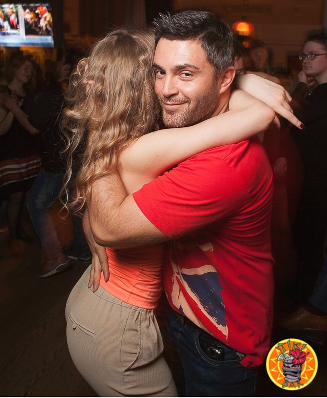 Salsa Romantica Party