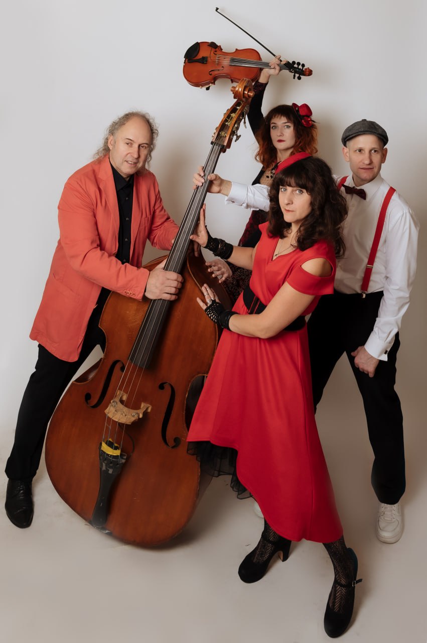 Осень в Париже: лучшие французские песни от Piaf до Zaz