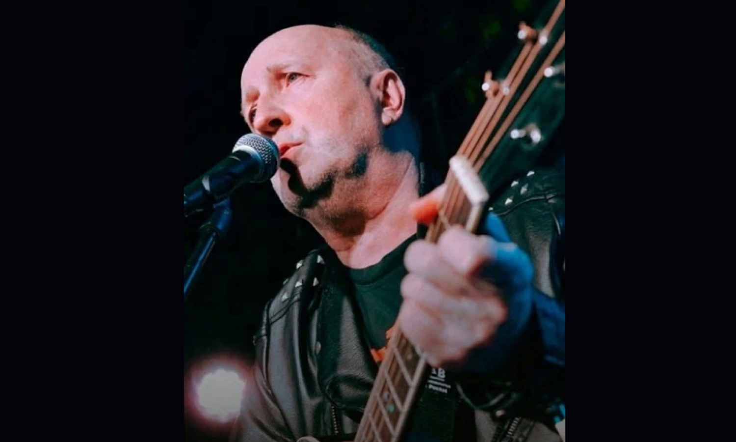 «Золотые хиты» с Андреем Маевским- гитара (рок, кавер, блюз)