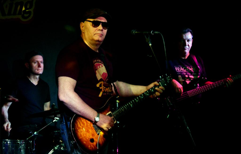 Гия Дзагнидзе и Modern Blues Band