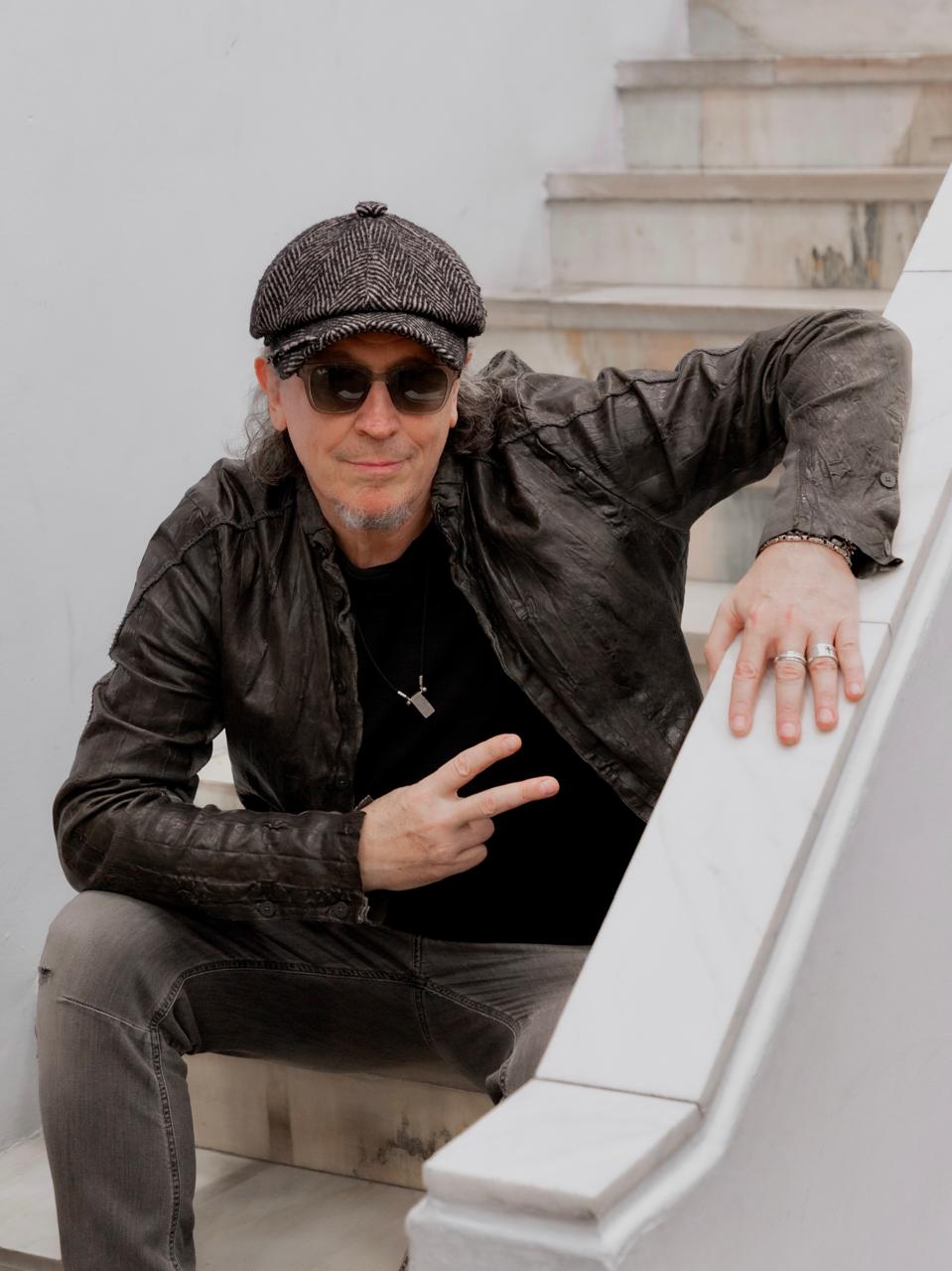 Сергей Галанин и группа "СерьГа"