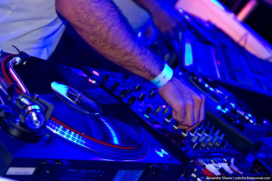 Каждой паре ПО ТВАРИ!