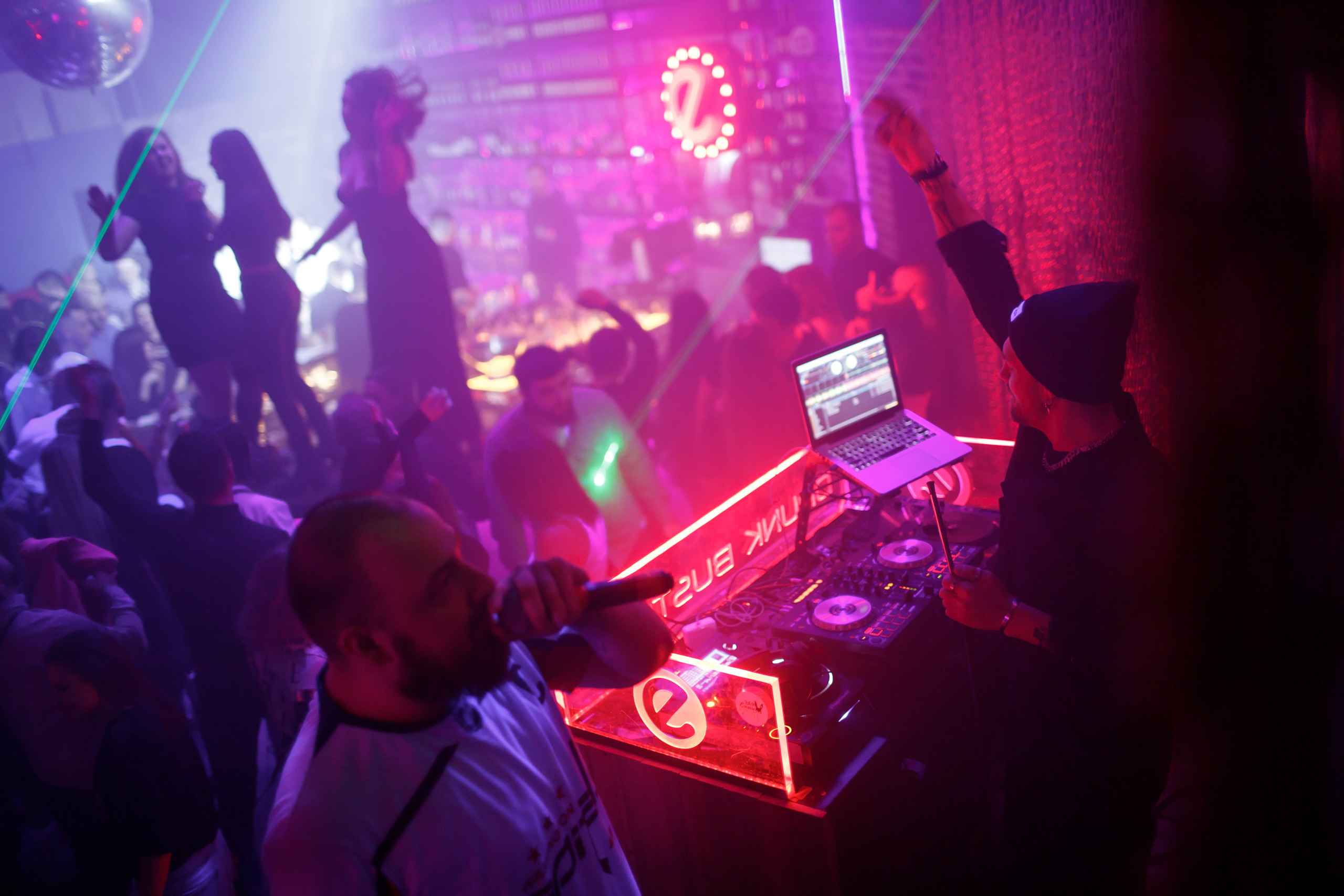 NEBAR X: Дорвались