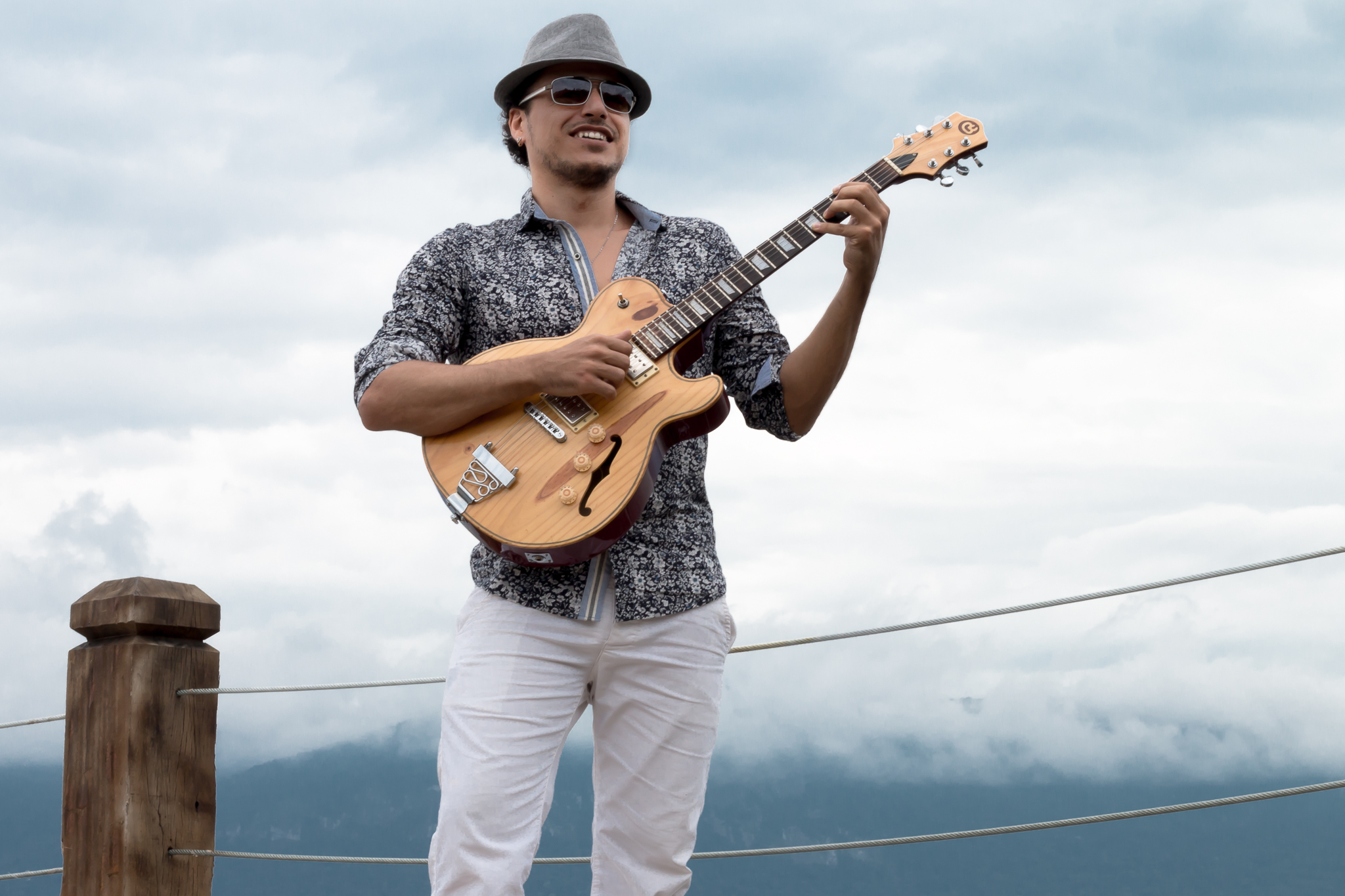 Joander Santos & The Band