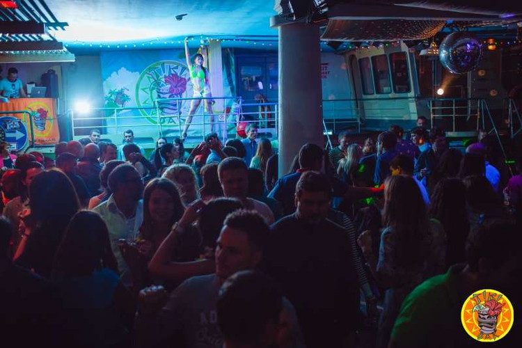 CARIBBEAN SATURDAY NIGHT