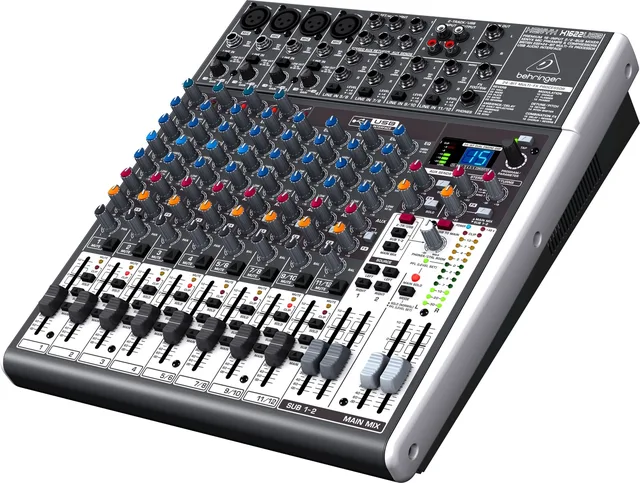 Behringer X1622USB