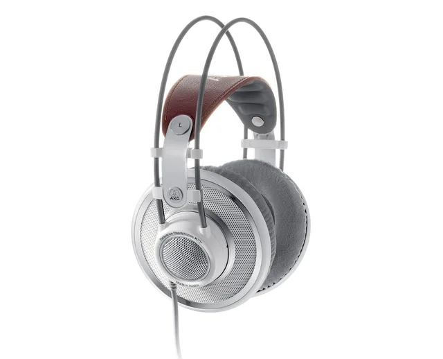 AKG K701