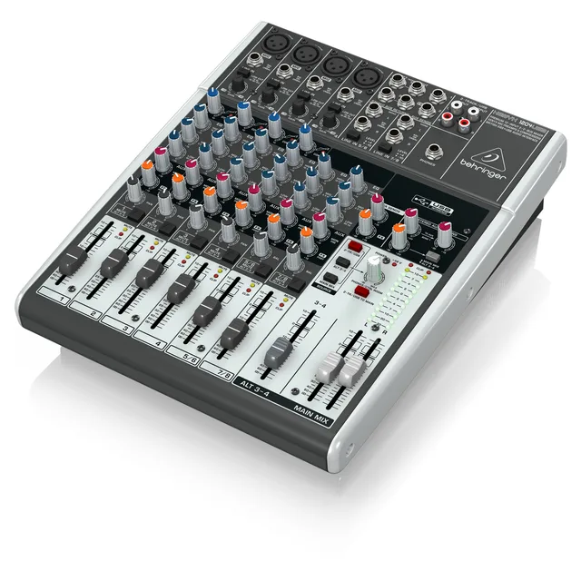 Behringer 1204USB