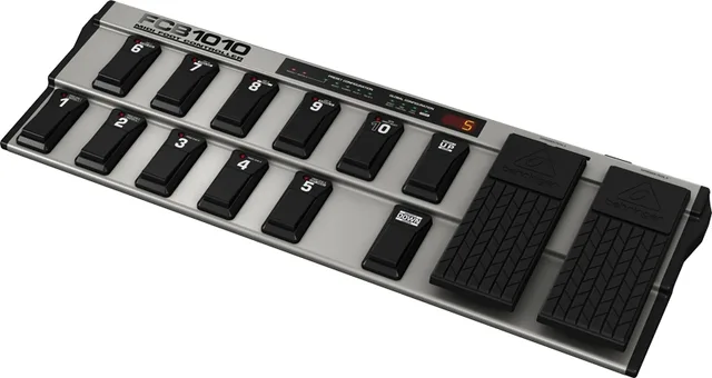 Behringer FCB1010