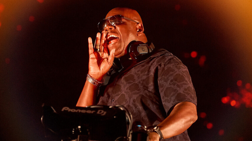 Карл Кокс опубликовал семичасовой лайв-микс с [UNVRS] Ibiza