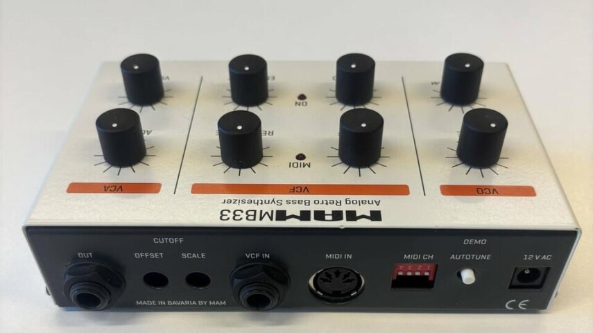 BICEP подписали редкий ретро‑синт для благотворительного аукциона