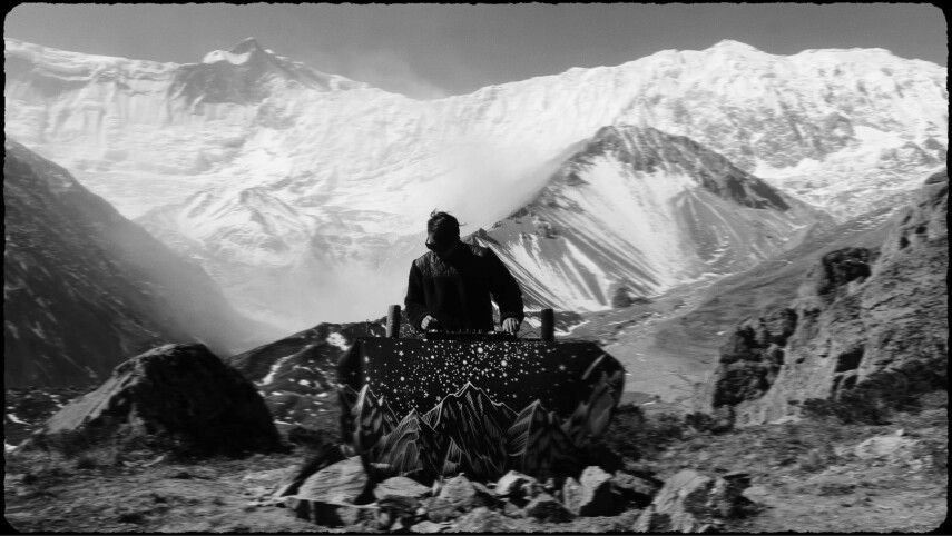 Живой сет на 4,5 км: Chrispin свёл музыку и кино в Гималаях