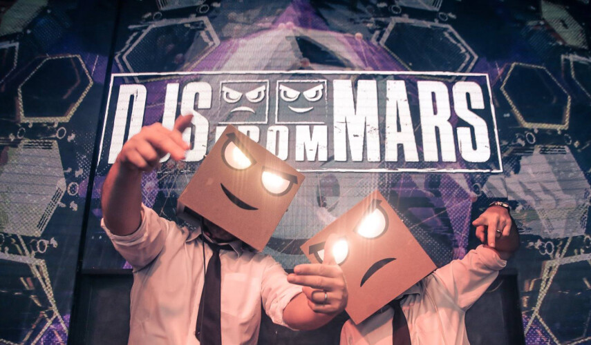 Новая фестивальная версия «You Get What You Give» от Van Snyder и друзей