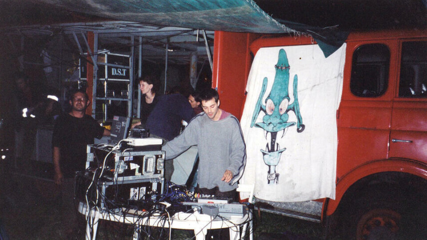 Spiral Tribe возвращается: выставка о free party 90‑х пройдёт в Лондоне
