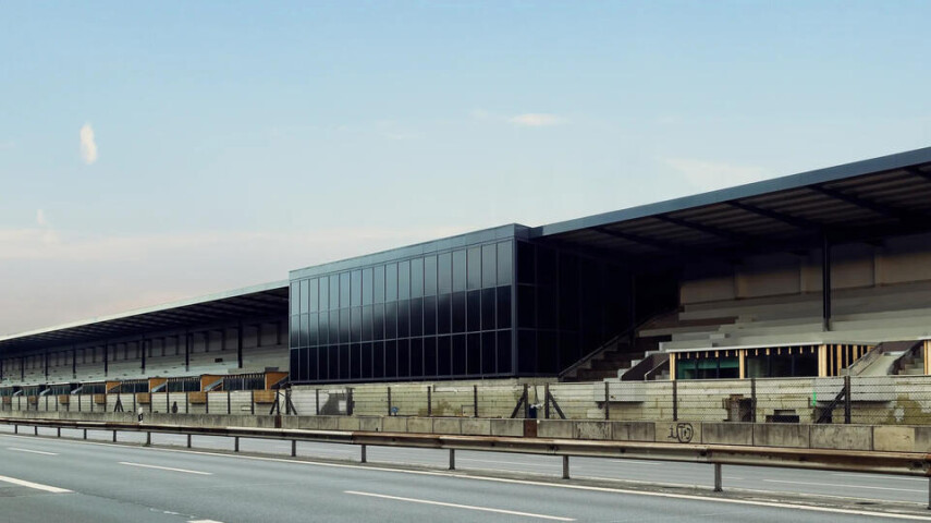 Клуб C115 откроется в исторической трибуне над автобаном A115