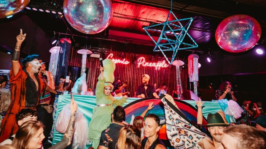 Cosmic Pineapple отмечает юбилей на Ибице с впечатляющим лайнапом