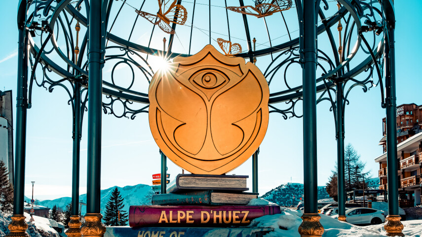 Tomorrowland Winter 2027 вернётся в Alpe d’Huez — даты и график продаж билетов