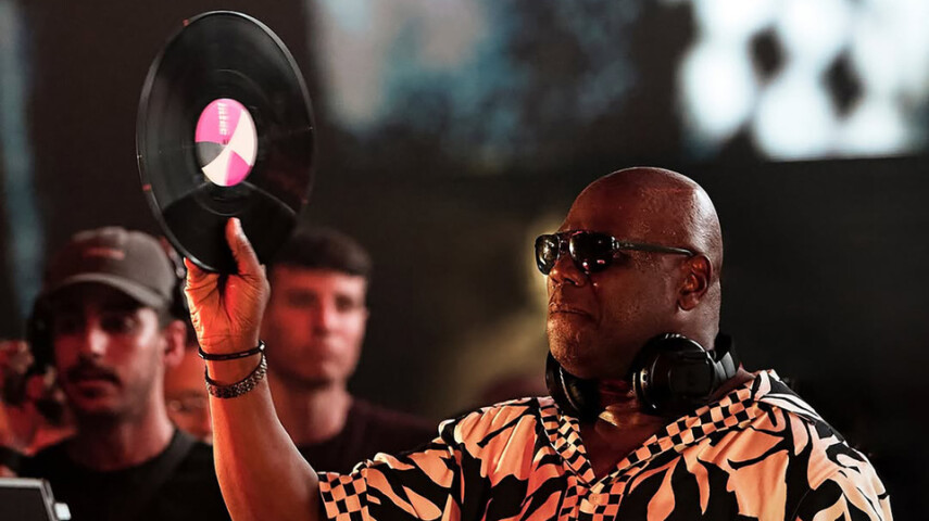 Карл Кокс представил виниловый сет на [UNVRS] Ibiza