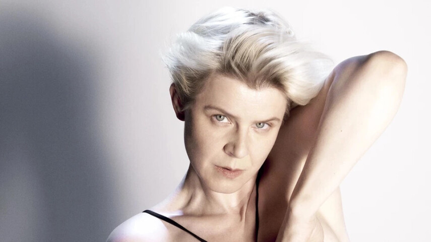 Robyn исполнила кавер Erasure — «Always» в живой сессии