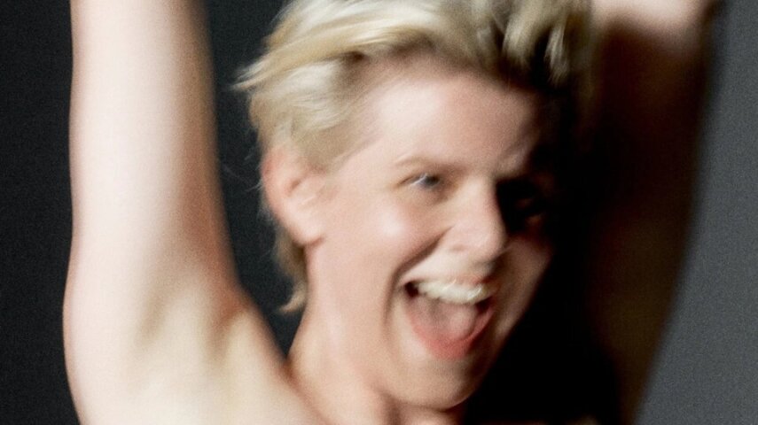 Robyn соединила «Punkrocker» и «Popstar» в Live Lounge