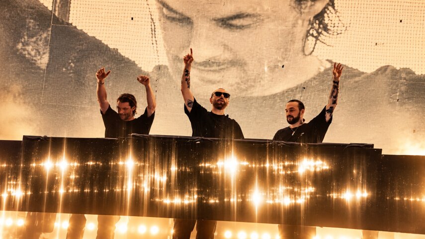 Swedish House Mafia возглавили Dance Airplay с Happiness Is So Sad