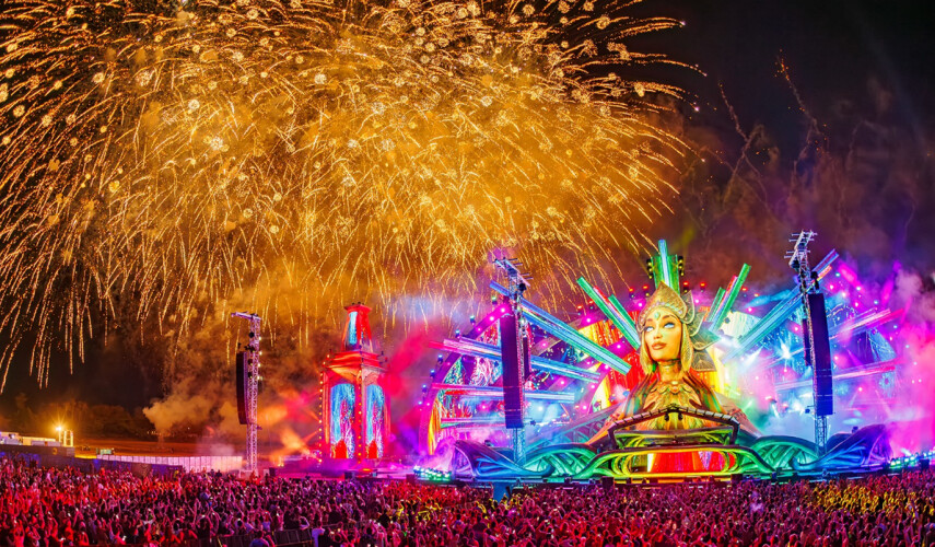 EDC Thailand 2026: крупный лайнап, редкие сеты и новые зоны на Rhythm Park