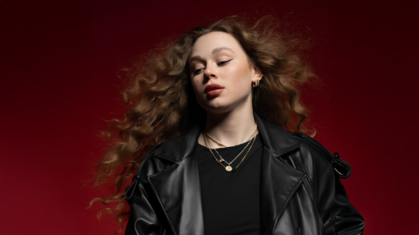 Changing Faces и LIIA выпустили Drum and Bass‑антему «Naughty Girl»