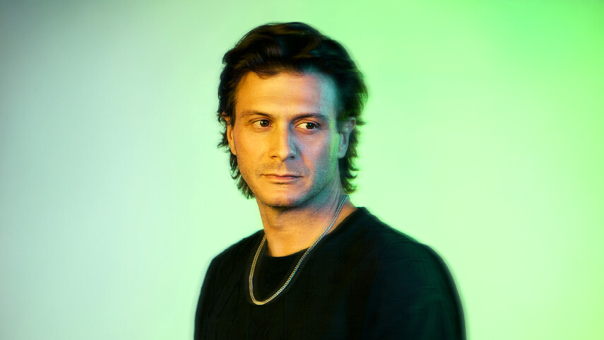 Alex Cecil презентовал танцевальный сингл «Bump It»