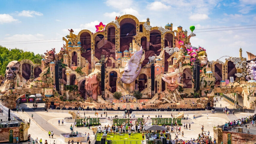 Названы самые играемые треки первого уикенда Tomorrowland 2026