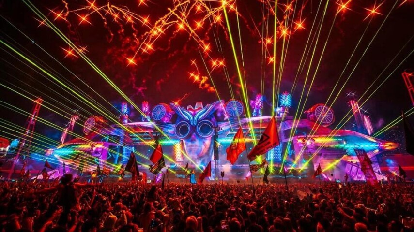 Сеты EDC Las Vegas 2026 появились в сети — Hardwell, Underworld и другие