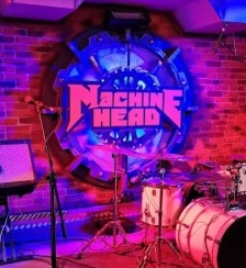 MACHINE HEAD