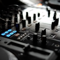 DJ Smunrik Mix Away to the mitch