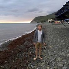 Антон Карнаухов