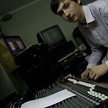 Станислав Тихонов