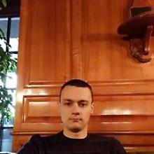 Руслан Олейник