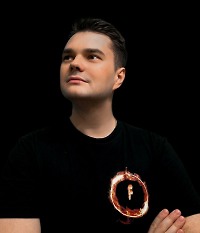 Александр Баканов