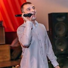 Андрей Романов