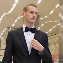 Денис Глушаков