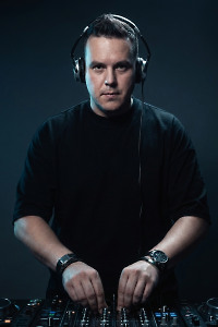 DJ VOLskiy